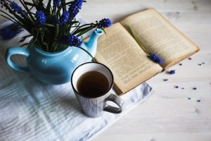 Read more about the article 5 Perfect Books to Enjoy Over Tea