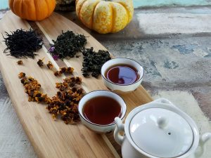 Read more about the article The Art of Tea Blending